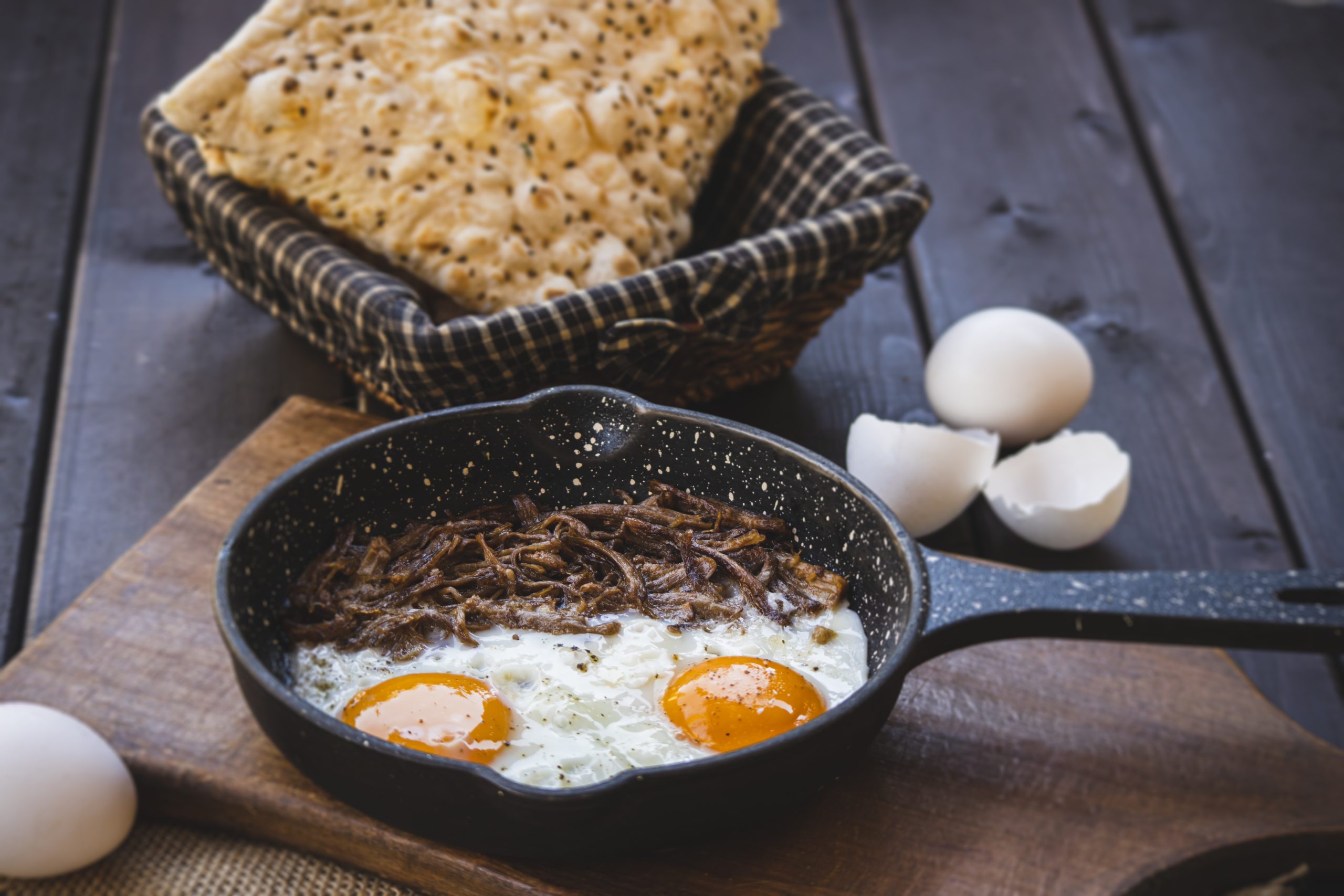 قورمه نیمرو